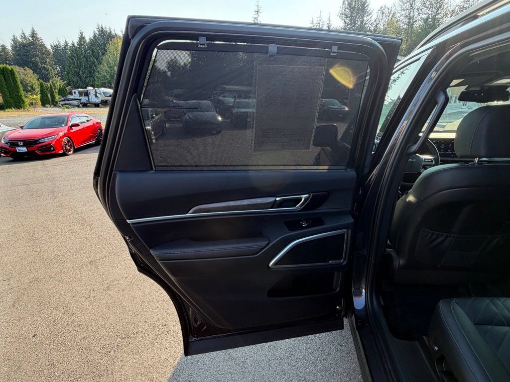 Used 2025 Kia Telluride EX X-Line AWD/4WD image 23