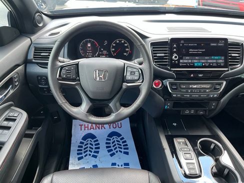 Used 2025 Honda Ridgeline Black Edition image 15