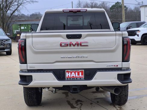 New 2026 GMC Sierra 2500 AT4 w/ AT4 Premium Plus Package AWD/4WD image 4