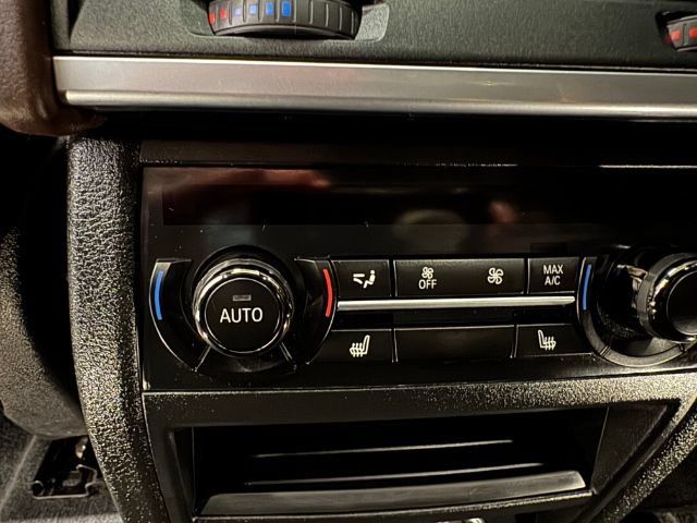Used 2018 BMW X5 xDrive50i AWD/4WD image 34
