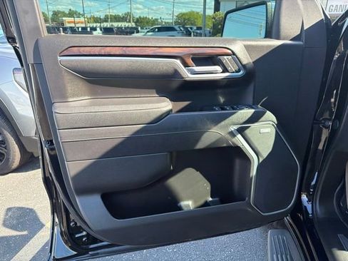 Certified 2025 GMC Sierra 1500 SLT w/ SLT Premium Plus Package AWD/4WD image 11