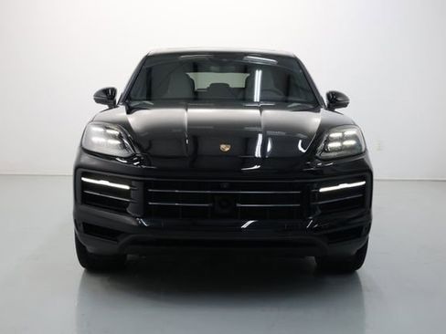 Used 2026 Porsche Cayenne AWD/4WD image 42