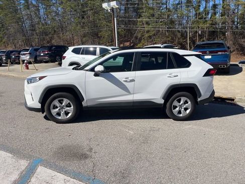 Used 2020 Toyota RAV4 XLE w/ Convenience Package image 36