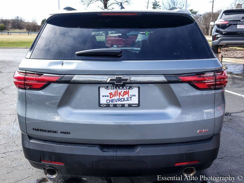 Used 2023 Chevrolet Traverse RS AWD/4WD image 9