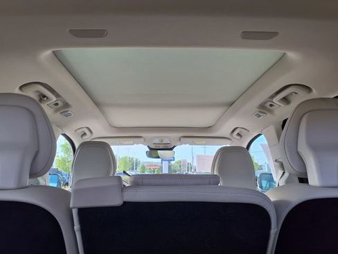 Used 2024 Volvo XC90 B5 Core w/ Protection Package Premier AWD/4WD image 28