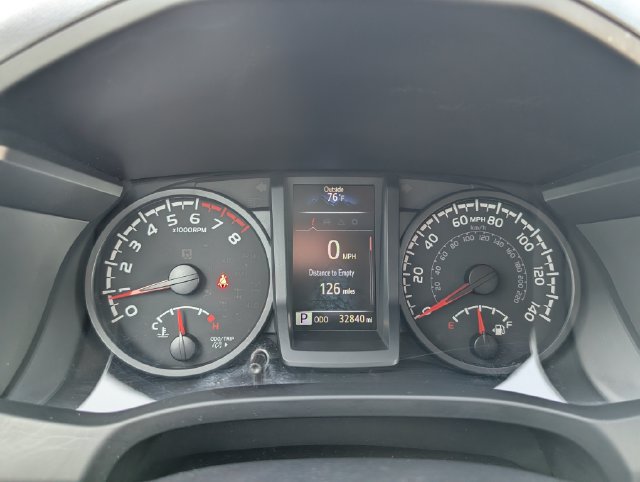Used 2022 Toyota Tacoma SR AWD/4WD image 17