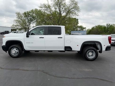New 2026 Chevrolet Silverado 3500 W/T AWD/4WD image 4