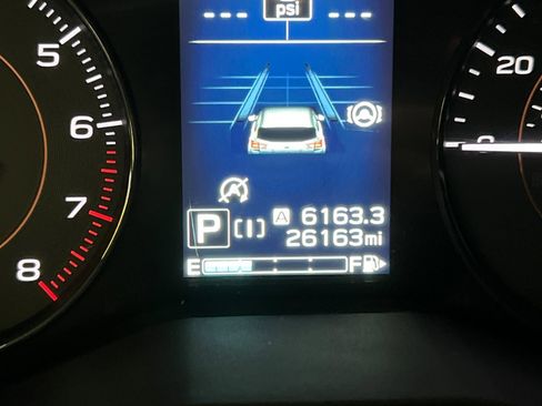 Used 2023 Subaru Crosstrek 2.0i Premium image 33