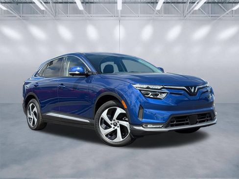 New 2025 VinFast VF 8 Eco image 1