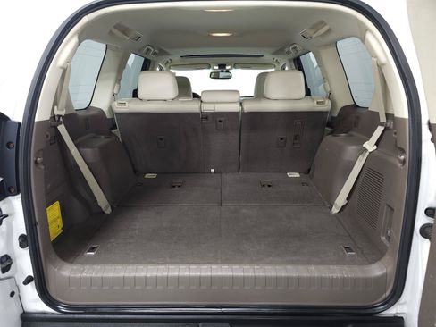 Used 2014 Lexus GX 460 w/ Premium Package AWD/4WD image 7