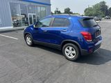 Used 2017 Chevrolet Trax LT w/ LT Convenience Package image 6