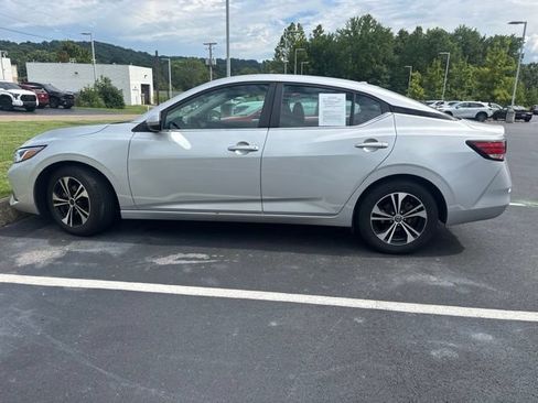 Used 2023 Nissan Sentra SV FWD image 2