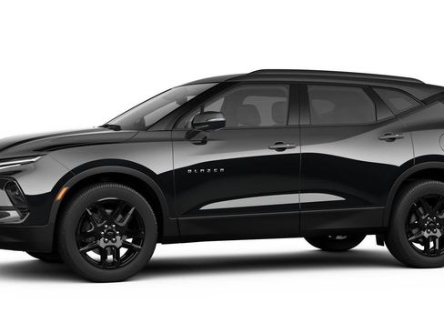 New 2026 Chevrolet Blazer LT w/ Sound & Technology Package AWD/4WD image 2