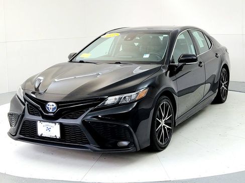 Certified 2024 Toyota Camry SE FWD image 2