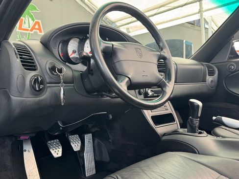 Used 1999 Porsche 911 Cabriolet image 26