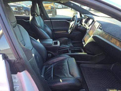 Used 2017 Tesla Model S 75 image 9