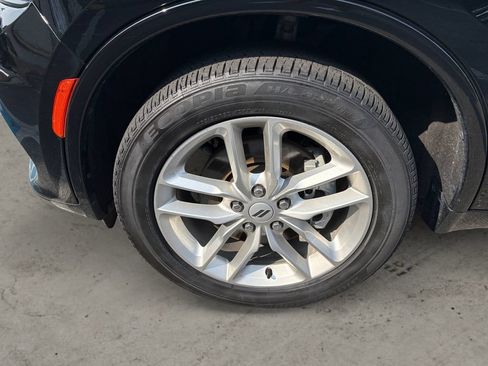 Used 2025 Dodge Durango GT AWD/4WD image 14