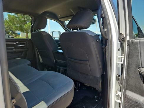 Used 2024 RAM 2500 Big Horn AWD/4WD image 24