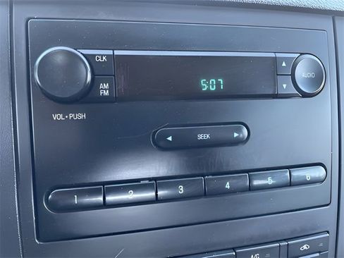 Used 2013 Ford F550 4x4 SuperCab Super Duty w/ Payload Upgrade Pkg image 29