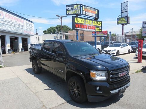 Used 2018 GMC Canyon SLE w/ Nightfall Edition AWD/4WD image 3