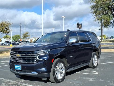 Used 2021 Chevrolet Tahoe Premier w/ Premium Package RWD image 11