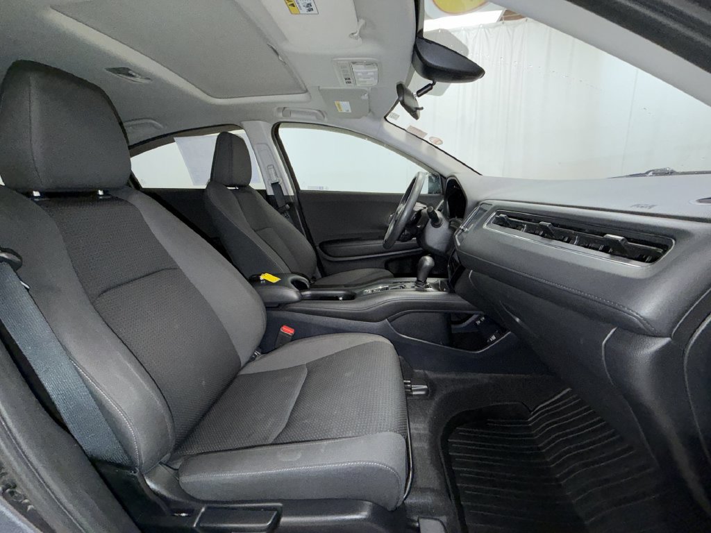 Used 2021 Honda HR-V EX image 11