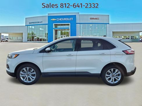 Used 2024 Ford Edge Titanium AWD/4WD image 4
