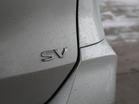 Used 2020 Nissan Rogue SV image 15