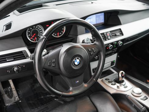 Used 2008 BMW M5 RWD image 19