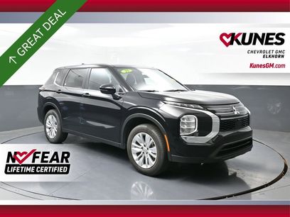 Used 2025 Mitsubishi Outlander ES