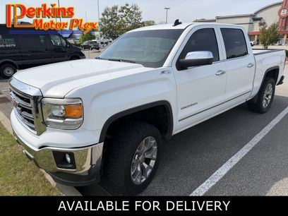 Used 2015 GMC Sierra 1500 SLT w/ SLT Crew Cab Value Package