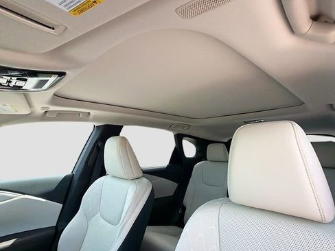 New 2026 Lexus RX 350 w/ Convenience Package AWD/4WD image 28
