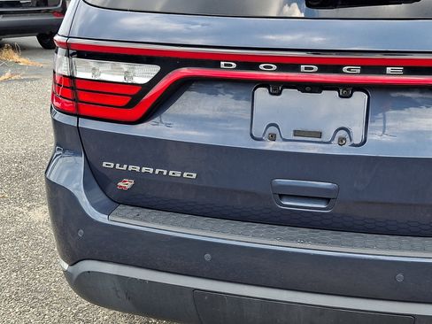 Used 2021 Dodge Durango SXT AWD/4WD image 17