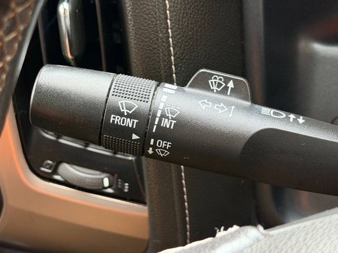 Used 2018 GMC Sierra 1500 Denali AWD/4WD image 28