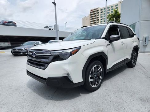 New 2025 Subaru Forester Premium image 9