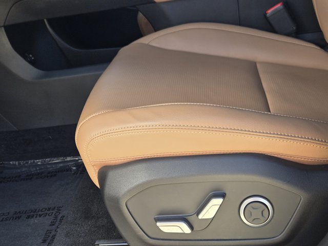 Certified 2026 Hyundai Santa Fe Limited FWD image 25