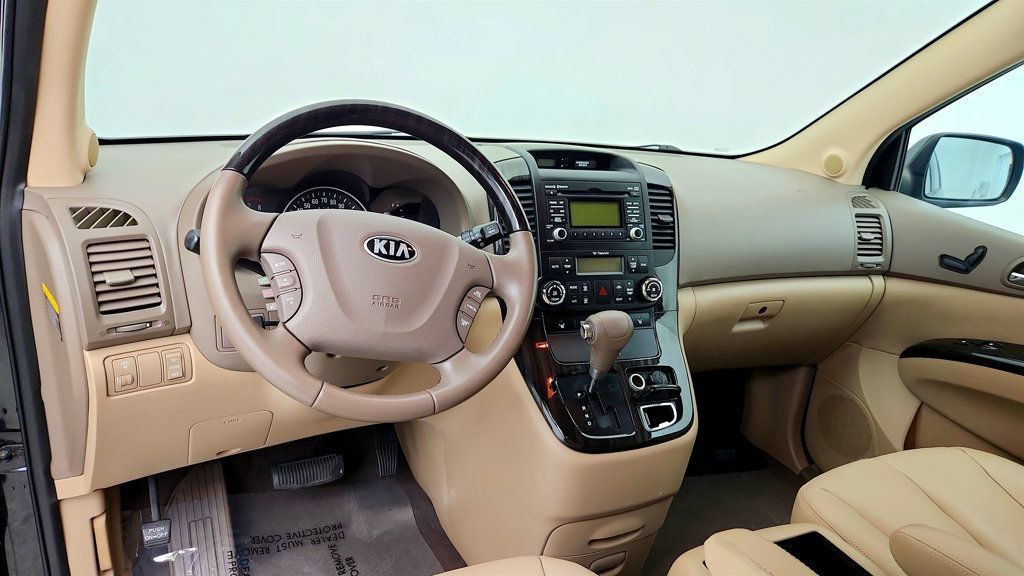 Used 2014 Kia Sedona EX FWD image 11