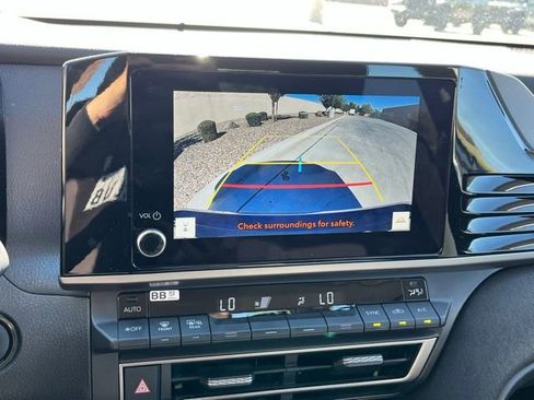 Used 2025 Toyota Camry LE image 19