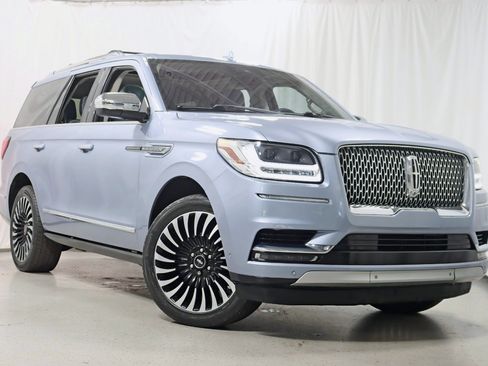 Used 2018 Lincoln Navigator Black Label w/ Cargo Package AWD/4WD image 7