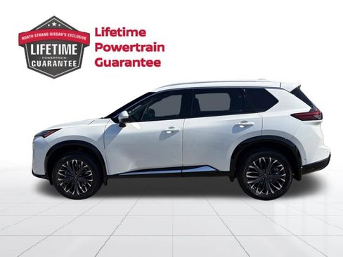 Certified 2025 Nissan Rogue Platinum w/ Tech Package FWD image 2