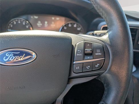 Used 2020 Ford Explorer XLT w/ Equipment Group 202A AWD/4WD image 25