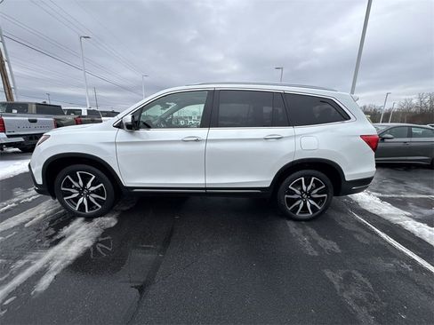 Used 2021 Honda Pilot Touring image 5