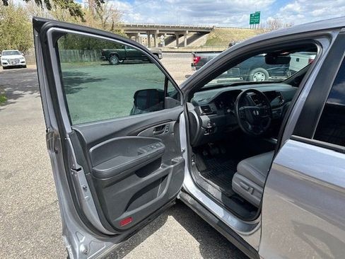 Used 2022 Honda Passport EX-L image 10