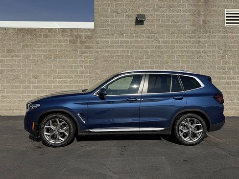 Used 2023 BMW X3 xDrive30i image 5
