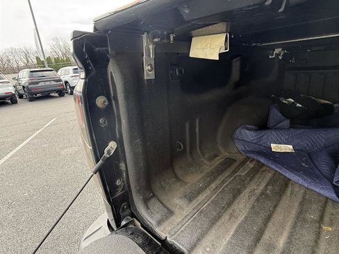 Used 2016 GMC Sierra 1500 SLE w/ All-Terrain Package image 11