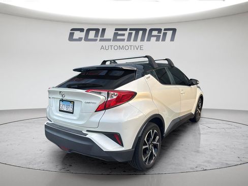 Used 2019 Toyota C-HR Limited FWD image 5