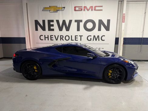Used 2026 Chevrolet Corvette Stingray Coupe w/ 1LT RWD image 30