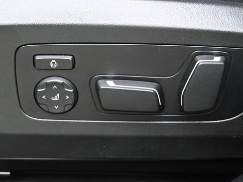 Used 2025 BMW X3 xDrive30i AWD/4WD image 14