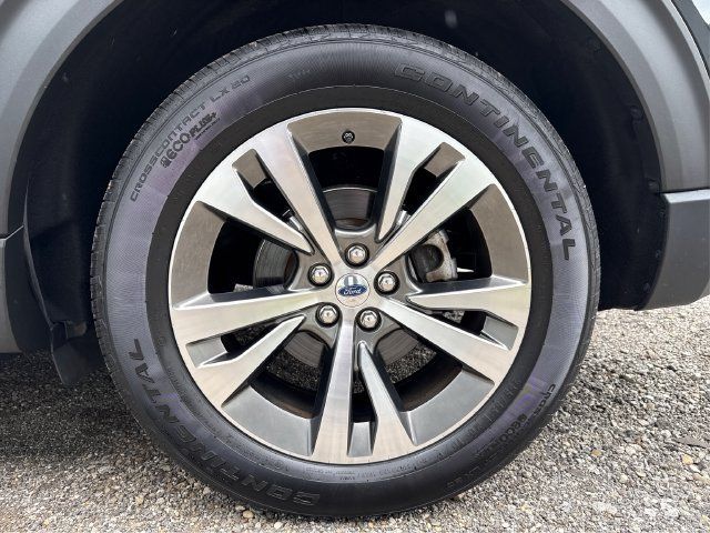 Used 2020 Ford Explorer Platinum w/ Premium Technology Package AWD/4WD image 28