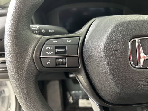 Certified 2023 Honda Accord EX image 45